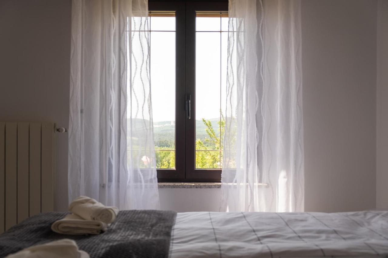 Apartma Oddih Dutovlje Bagian luar foto